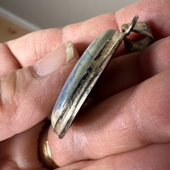 Stone and Silver Pendant - Picture 4 of 7